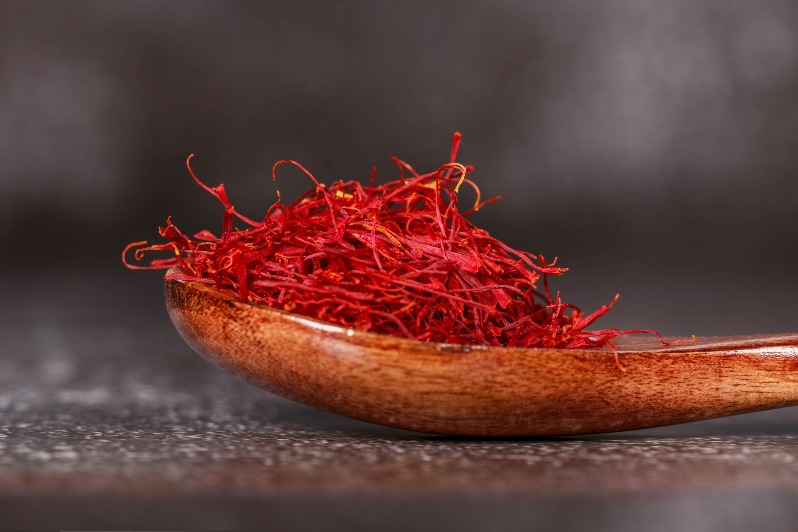 Whole intact Super Negin saffron stigmas